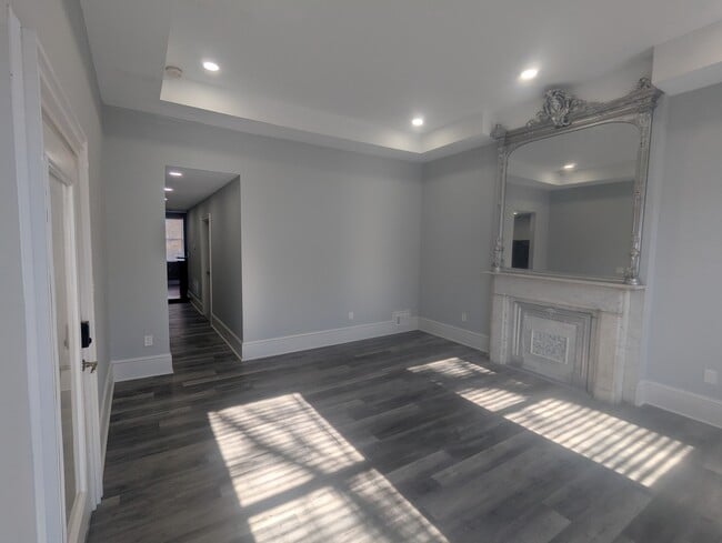 Building Photo - 35 Clinton Ave