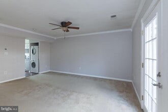 Building Photo - 3 Kingsbridge Ct