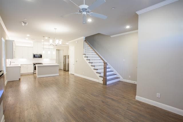 Building Photo - 8586 Church St