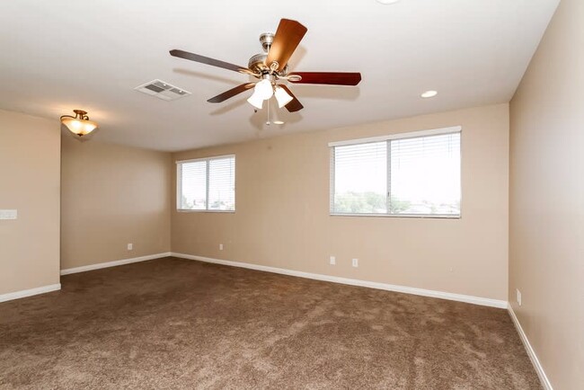 Building Photo - 3740 Crescent Canyon St