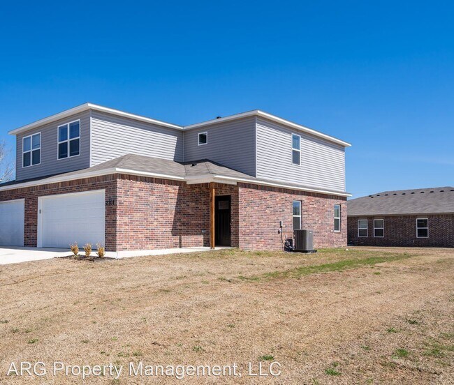 Foto del edificio - 3 br, 2.5 bath House - 2701B N Sidney Street