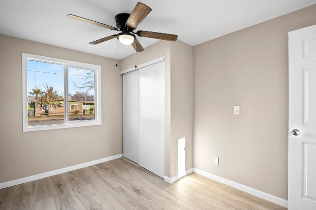 Foto del edificio - 38903 Palm Tree Way