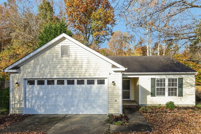 Building Photo - 2012 Embark Dr