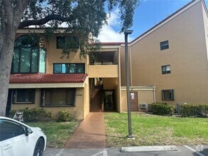 Building Photo - 15489 N Miami Lakeway