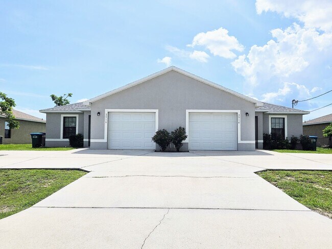 Foto del edificio - Like New  3 bedroom, 2bath 1 car garage
