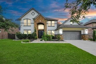 Building Photo - 26407 Wooded Hollow Ln