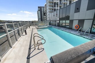 Building Photo - 3538 Sawmill Cres