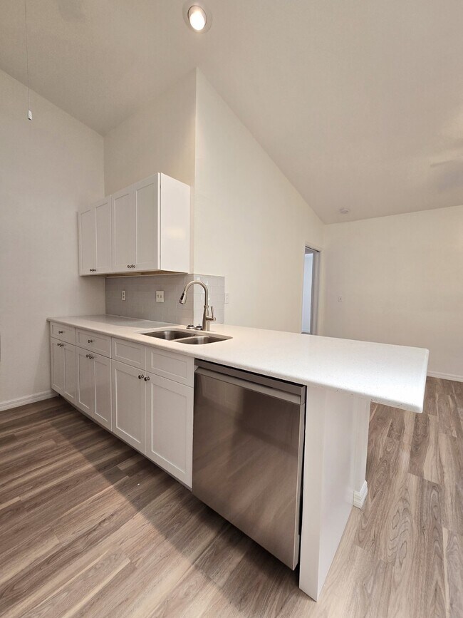 Foto del edificio - 5117 SW 15th Pl