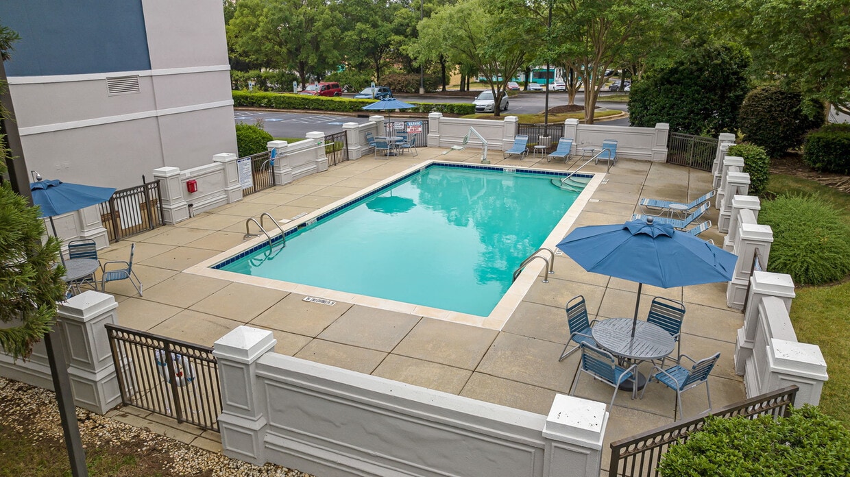 1105 Flats at North Hills 1105 Navaho Dr Raleigh, NC Apartments for