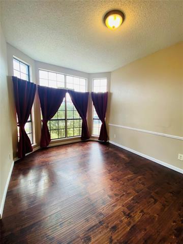 Building Photo - 4402 Santa Cruz Ln
