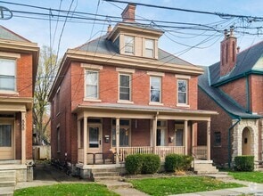 Building Photo - 884 Dennison Ave