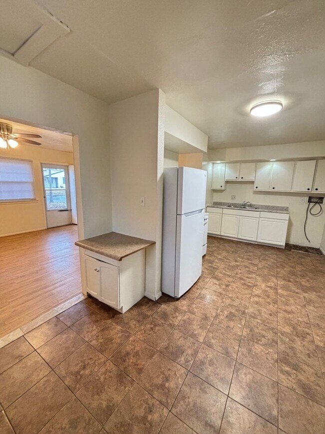 Foto del edificio - 1301 W Eureka St