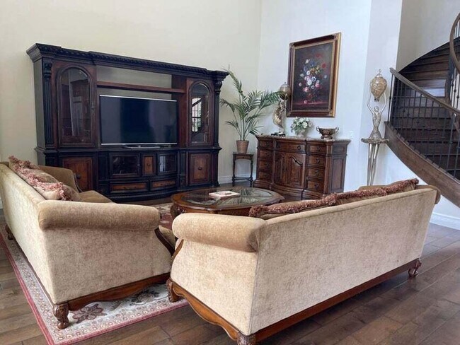 Building Photo - 16743 Picardy Way