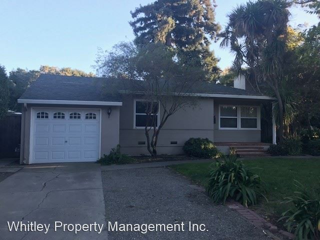Building Photo - 3 br, 1 bath House - 12 Iris Lane