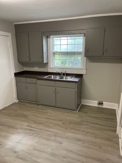 Building Photo - 315 Haynie St