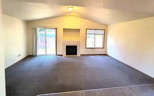 Foto del edificio - 16916 NE 33rd St