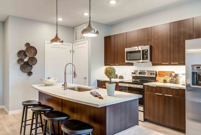 Building Photo - Brookside 51