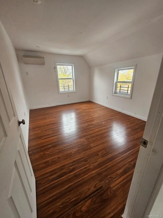 Foto del edificio - 3141 Kingsbridge Terrace