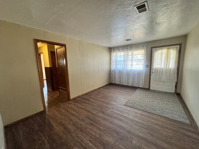 Foto del edificio - 2729 SW 82nd St