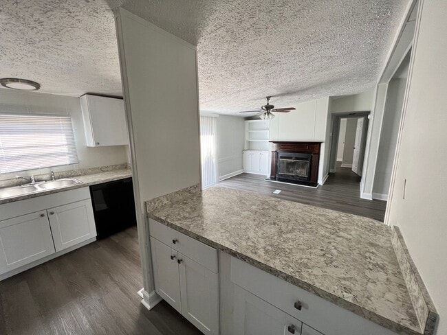 Building Photo - Myrtle Beach - 4 Bed/2 Bath Manufactured Home