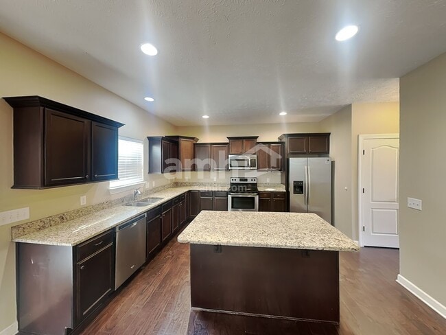 Building Photo - 3028 Bluffhollow Gap