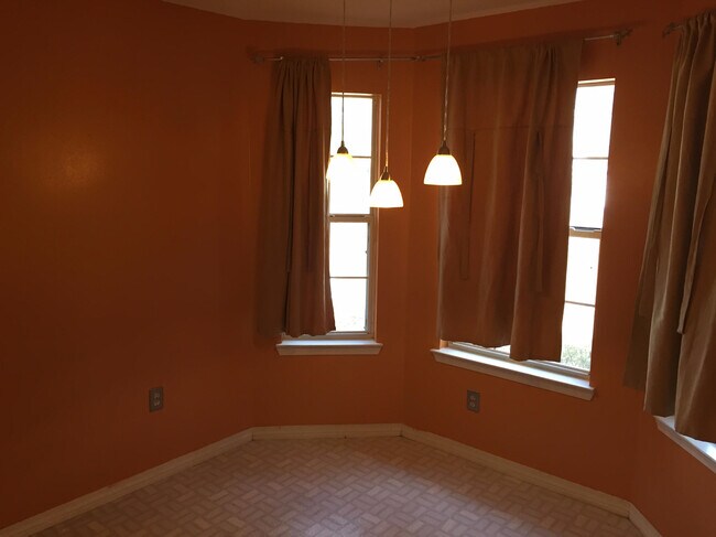 Building Photo - 109 Brian Dr