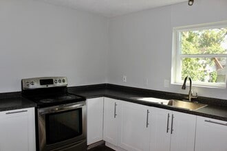 Building Photo - 6832 Avenue I Building Photo - 6832 Avenue I