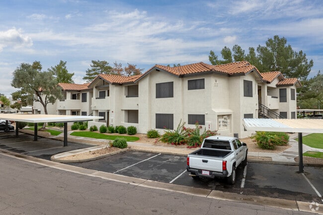 Building Photo - Vetra Chandler