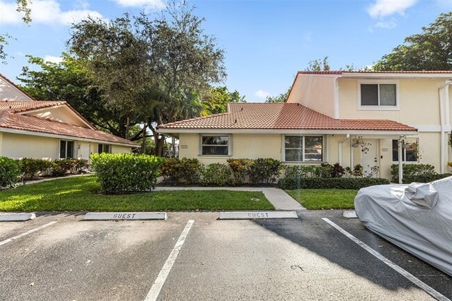 Building Photo - 6298 Walk Cir