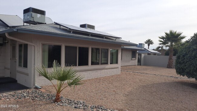 Building Photo - 12739 W Crystal Lake Dr