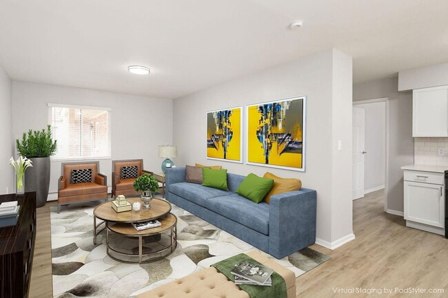 Foto del edificio - 639 Riverview Dr