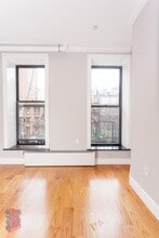 Building Photo - 202 E 13th St
