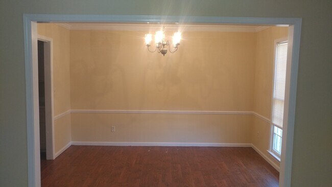 Foto del edificio - Nice 4 Bedroom 2 Bath Property Near Tuscaloosa/Cottondale Area