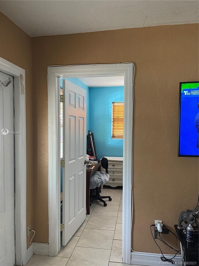 Foto del edificio - 5801 SW 41st St