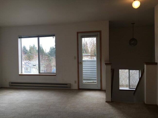 Building Photo - Roosevelt Heights - 2 bedrooms