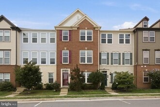 Building Photo - 505 Flameflower Terrace SE