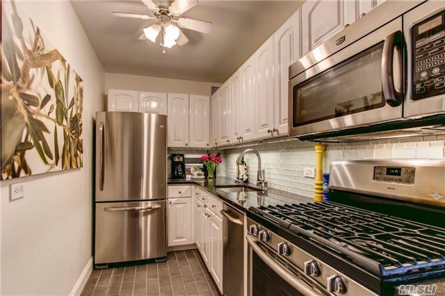 Foto del edificio - 345 E 93rd St