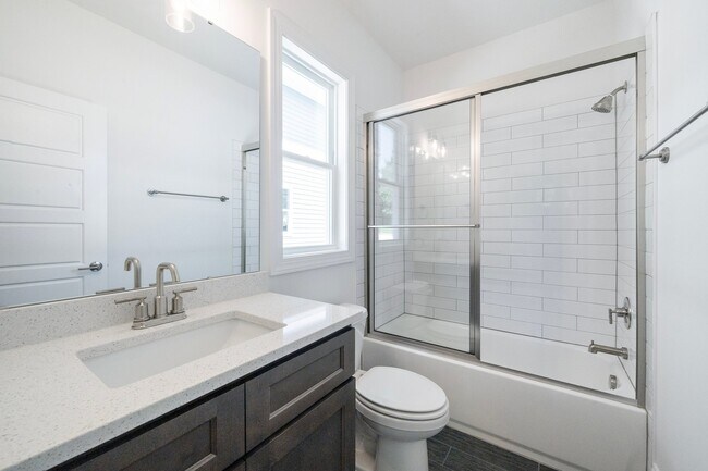 Foto del edificio - 3805 Burt Dr