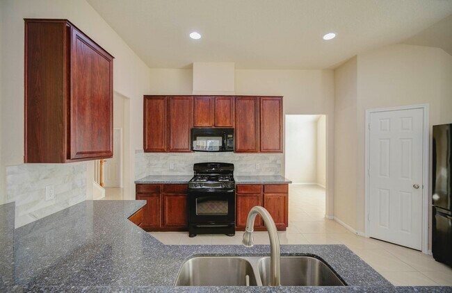 Foto del edificio - 15115 Russet Bend Ln