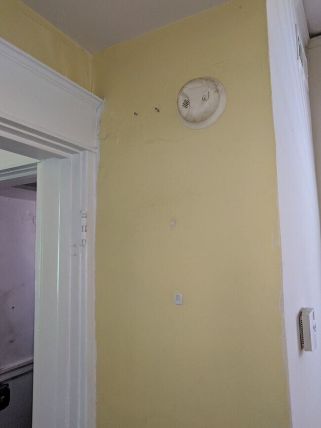 Foto del edificio - 118 S Colonial Ave