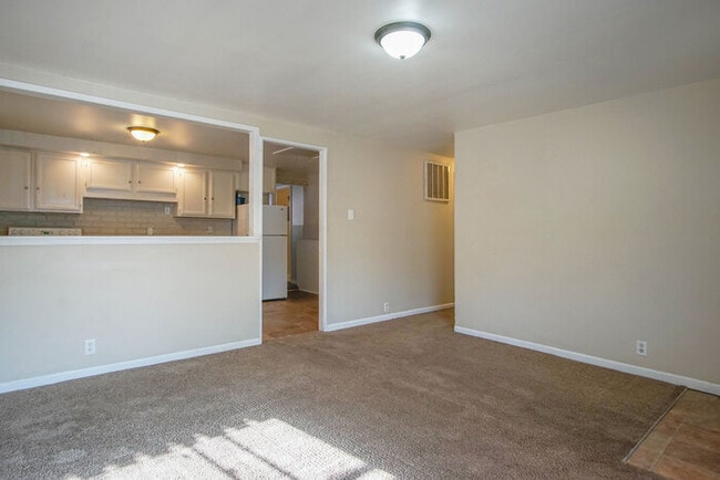 Building Photo - Coming Soon 3 Bedroom Ranch