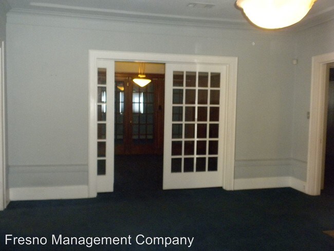 Building Photo - 1345 N Van Ness Ave