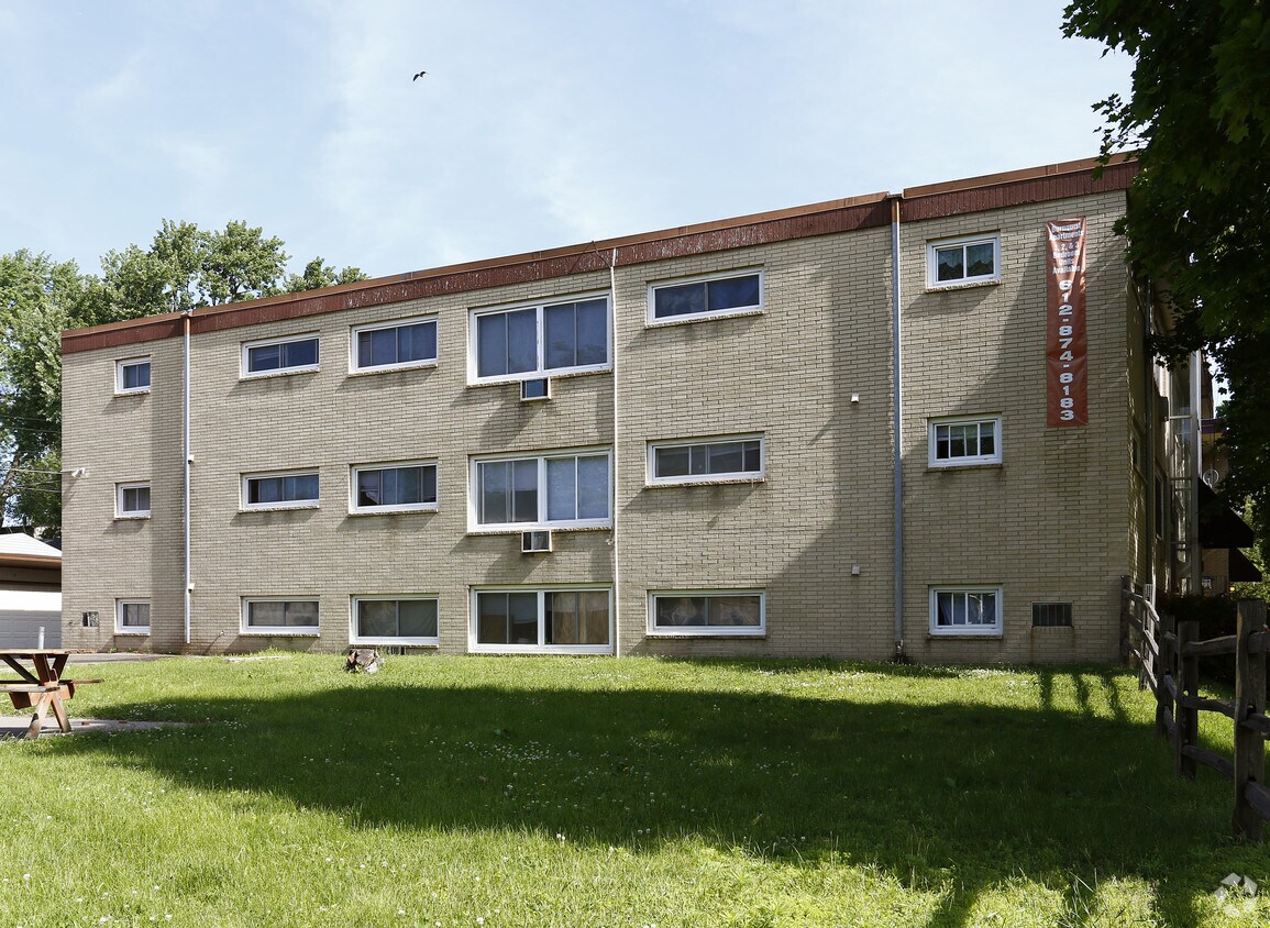 Foto del edificio - 1089 Burnquist St