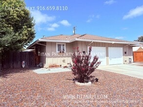 Building Photo - 7225 Camel Rock Way
