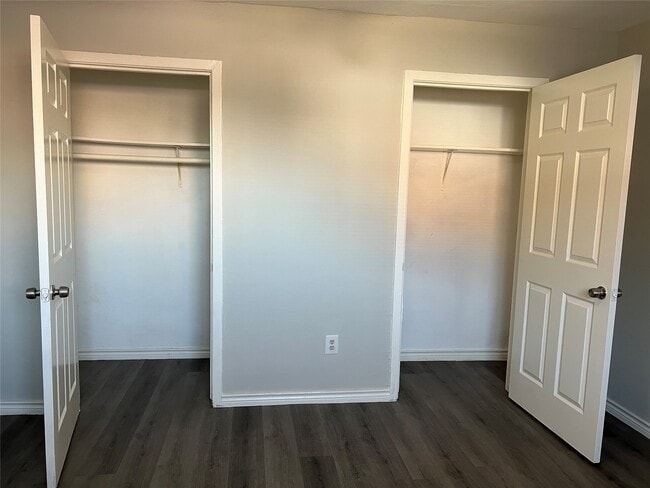 Building Photo - 1849 Richmond Ave.