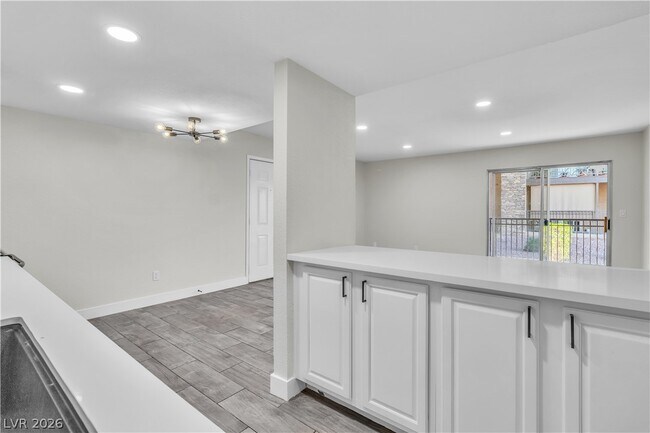 Foto del edificio - 5009 Indian River Dr