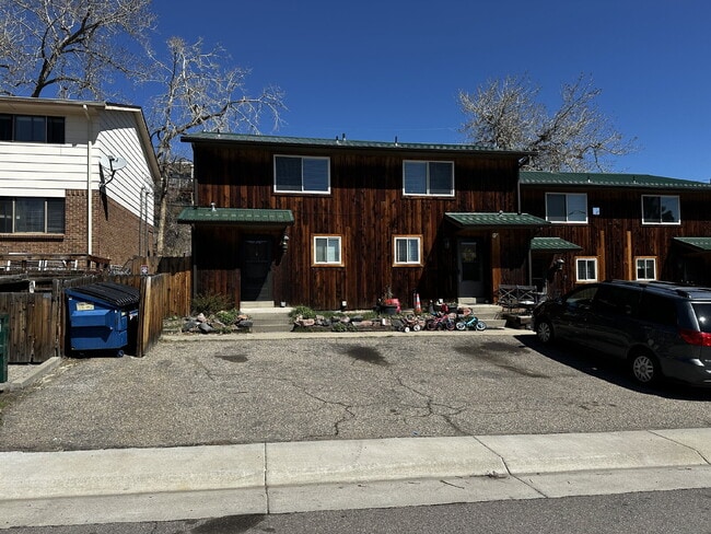 "Charming 2-Bed Retreat with Hardwood Floors in Golden, CO!" - "Charming 2-Bed Retreat with Hardwood Floors in Golden, CO!" Apartment