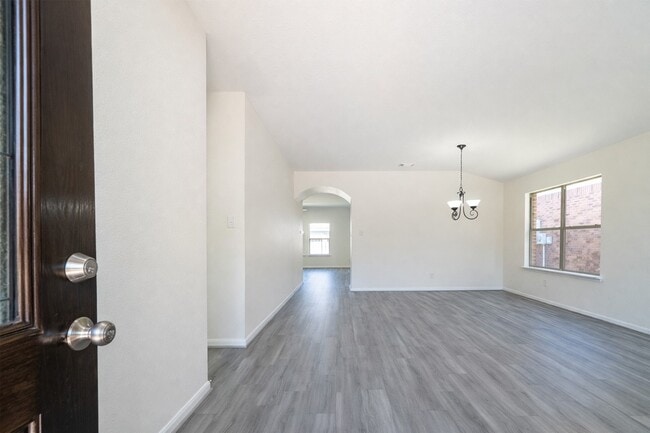 Building Photo - 1318 Hawks Nest Dr