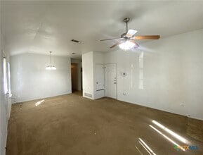 Building Photo - 2910 Ashley Dr