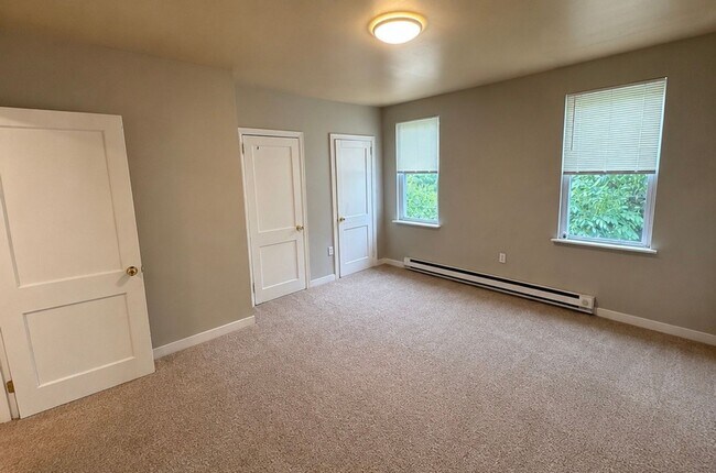 Foto del edificio - 412 E Walnut Ln